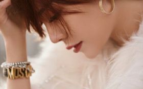 ����_D������������